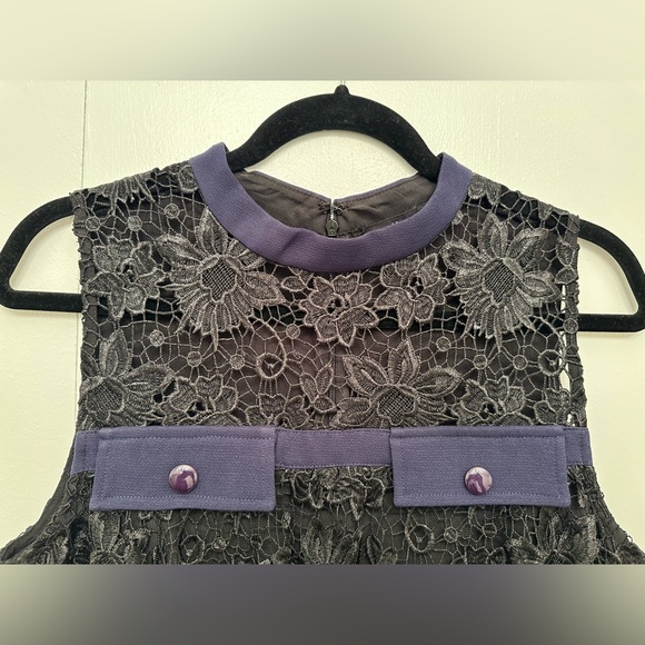 Modern Lace Dress with Back Zipper - Picture 10 of 11